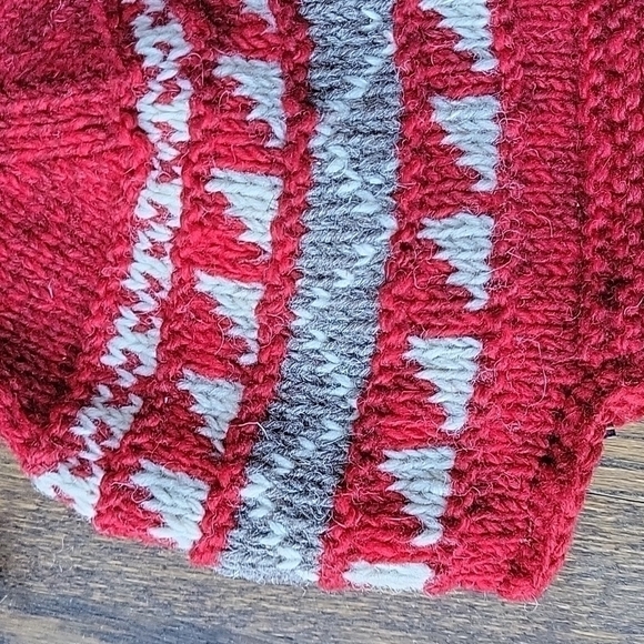 Wool Nordic Handknit Unisex Made in Nepal Red White Gray Winter Hat Tassels New - Picture 2 of 11